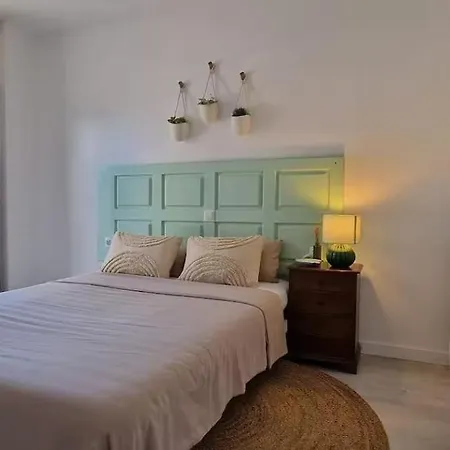 Beach Apartment Costa Brava Bed & Breakfast