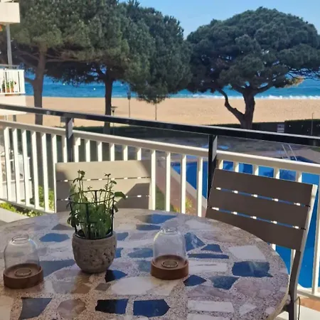 Bed & Breakfast Beach Apartment Costa Brava